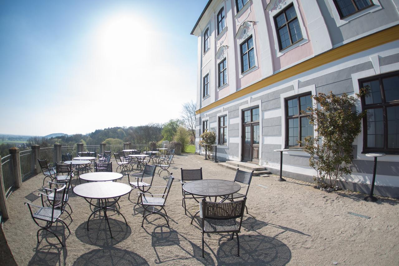 Hotel Schloss Leitheim 외부 사진