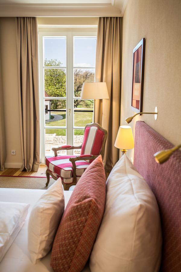 Hotel Schloss Leitheim 외부 사진
