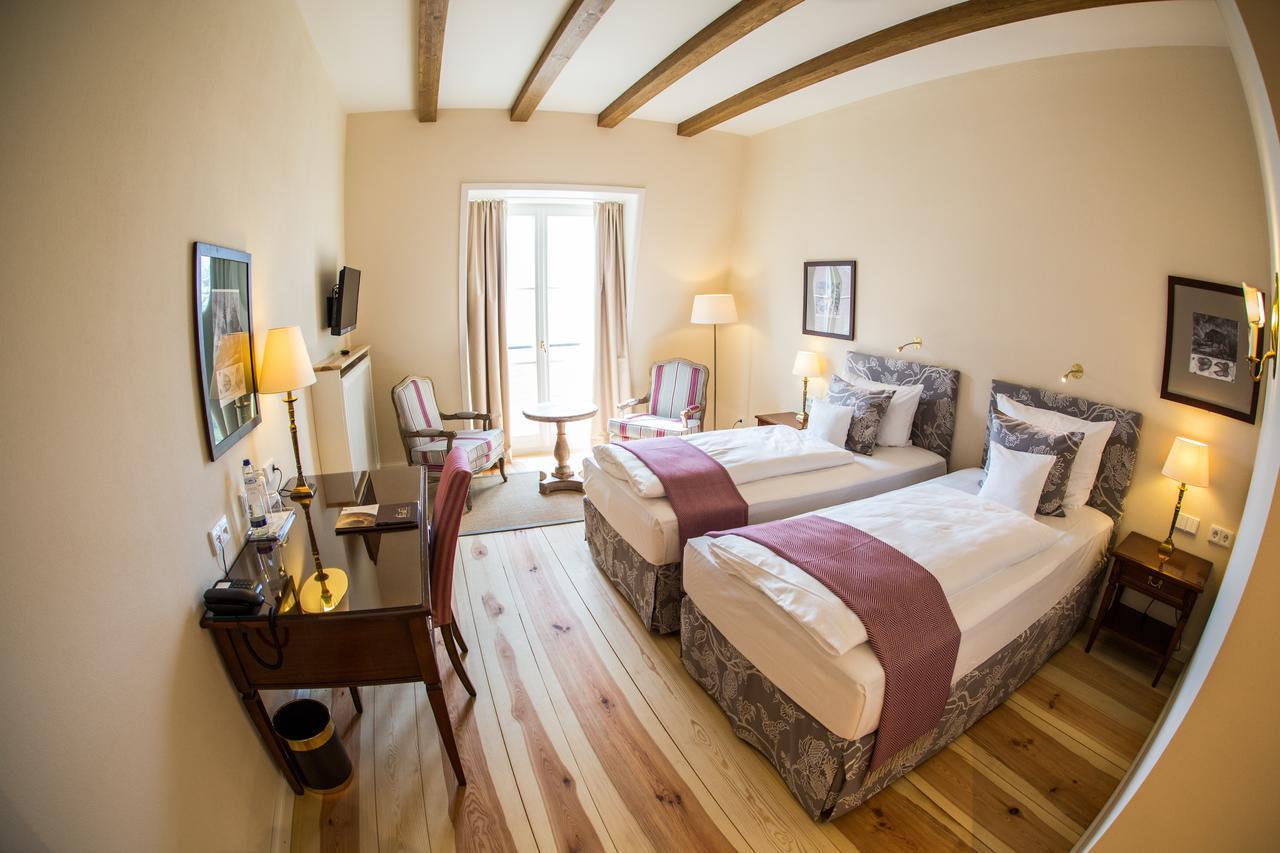 Hotel Schloss Leitheim 외부 사진